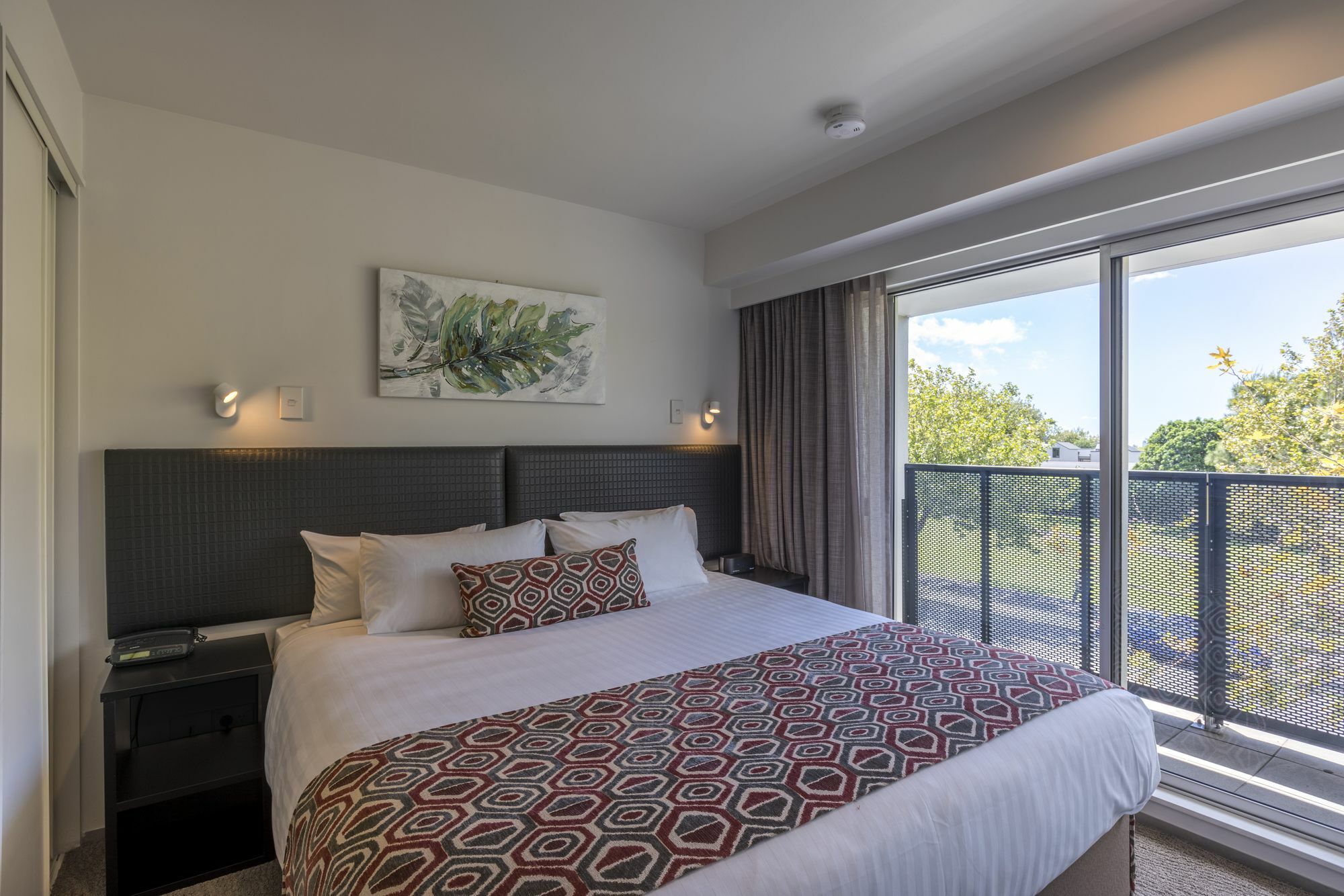 Quest Ponsonby Serviced Apartments Оукланд Екстериор снимка
